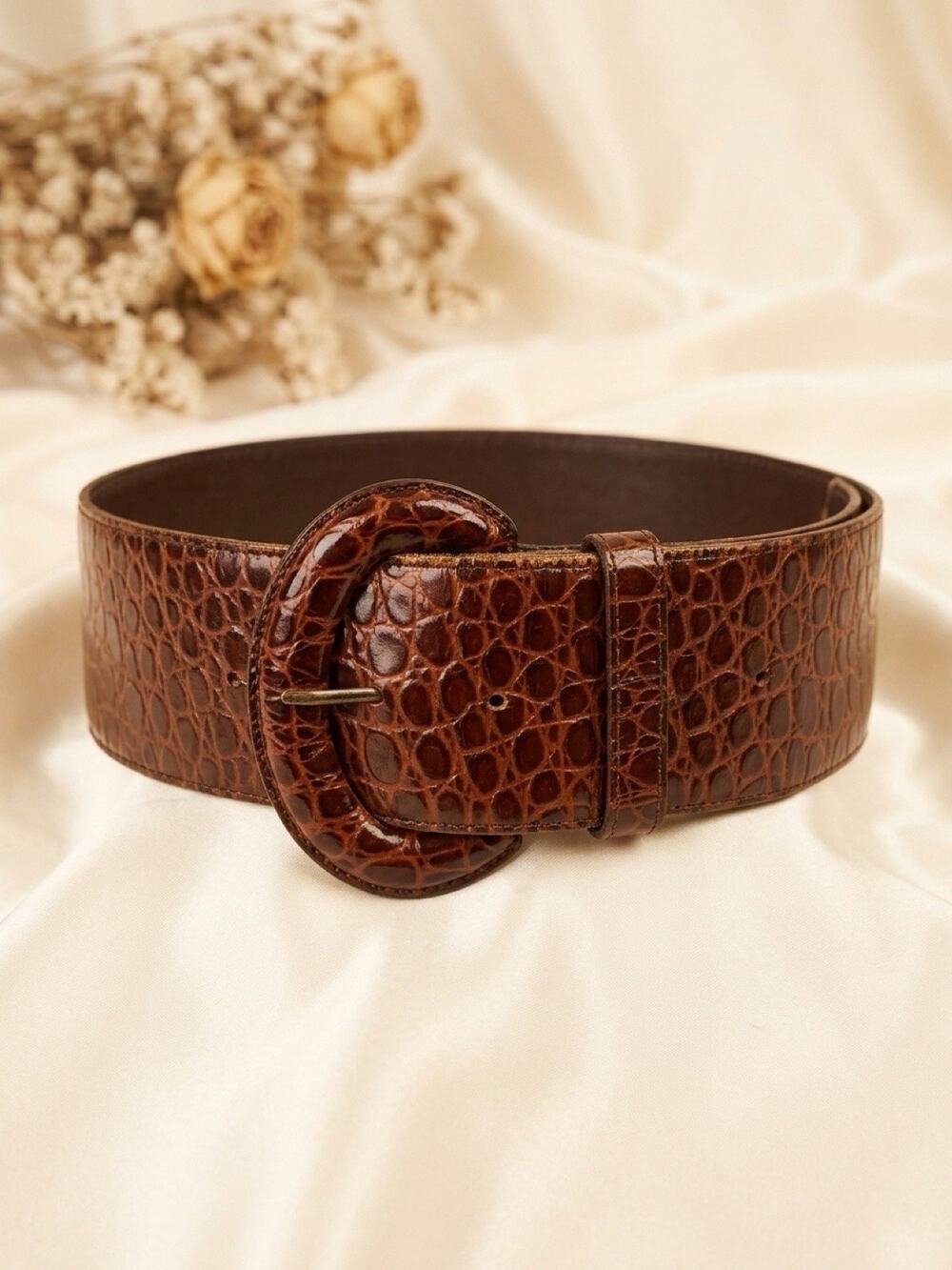 Vintage Brown Crock Embossed Faux Leather Women M-L Belt 2.5” Wide 39” Long